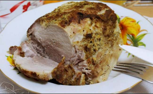 Свинина запеченная в духовке – простые и вкусные рецепты