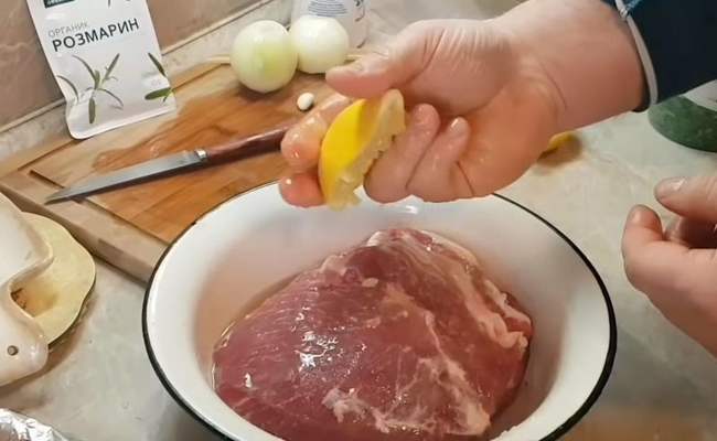 мясо с лимоном